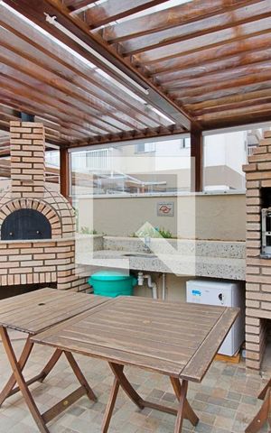 Apartamento à venda com 61m², 1 quarto e 1 vaga Apartamento à venda com 61m², 1 quarto e 1 vagaÁrea comum - Churrasqueira