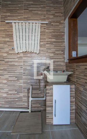 Casa à venda com 48m², 2 quartos e 8 vagasÁrea de Serviço