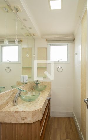 Apartamento à venda com 104m², 2 quartos e 2 vagasBanheiro - Suíte 2