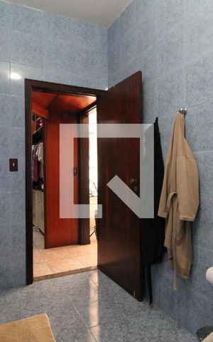 Casa à venda com 520m², 3 quartos e 6 vagasBanheiro da Suíte