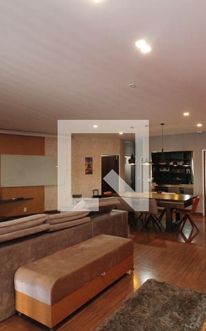Casa à venda com 520m², 3 quartos e 6 vagasSala e Sala de Jantar