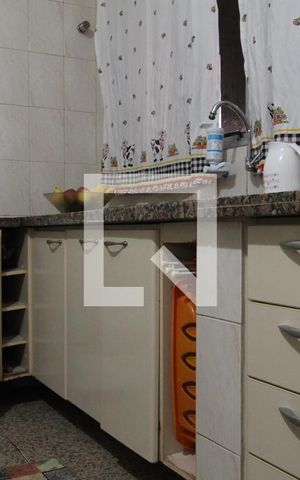 Casa à venda com 520m², 3 quartos e 6 vagasCozinha - Armários