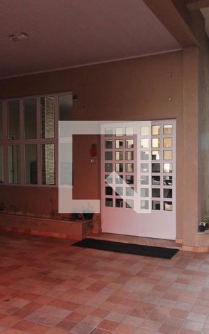Casa à venda com 520m², 3 quartos e 6 vagascasa 2 - fachada