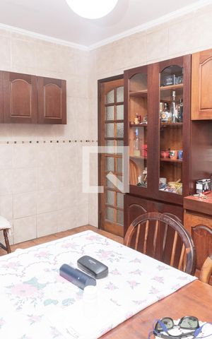 Casa à venda com 250m², 5 quartos e 2 vagasCozinha