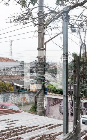 Casa à venda com 250m², 5 quartos e 2 vagasVista