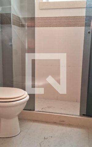 Apartamento à venda com 53m², 2 quartos e sem vaga Apartamento à venda com 53m², 2 quartos e sem vagaBanheiro
