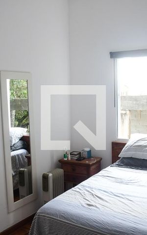 Casa de condomínio para alugar com 250m², 3 quartos e 2 vagasSuíte 1