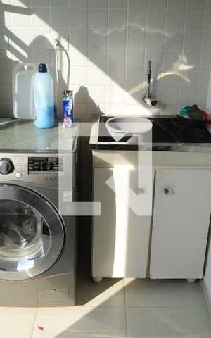 Casa de condomínio para alugar com 250m², 3 quartos e 2 vagasLavanderia