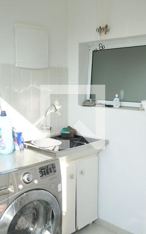 Casa de condomínio para alugar com 250m², 3 quartos e 2 vagasLavanderia