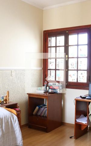 Casa à venda com 299m², 3 quartos e 4 vagas Casa à venda com 299m², 3 quartos e 4 vagasQuarto 1