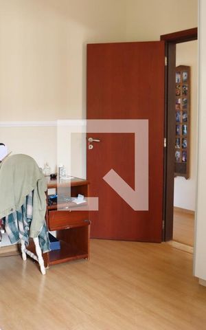 Casa à venda com 299m², 3 quartos e 4 vagas Casa à venda com 299m², 3 quartos e 4 vagasQuarto 1