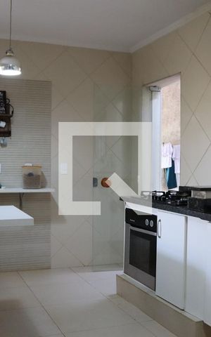 Casa à venda com 299m², 3 quartos e 4 vagas Casa à venda com 299m², 3 quartos e 4 vagasCozinha
