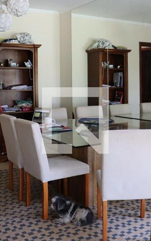 Casa à venda com 299m², 3 quartos e 4 vagas Casa à venda com 299m², 3 quartos e 4 vagasSala de Jantar