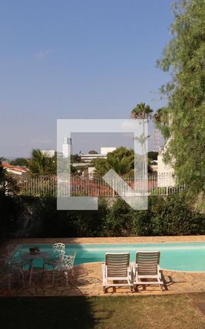 Casa à venda com 299m², 3 quartos e 4 vagas Casa à venda com 299m², 3 quartos e 4 vagasVista da Varanda