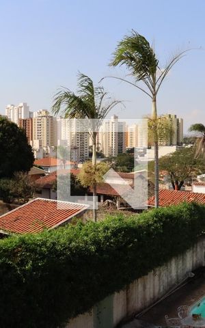 Casa à venda com 299m², 3 quartos e 4 vagas Casa à venda com 299m², 3 quartos e 4 vagasVista do quarto 3