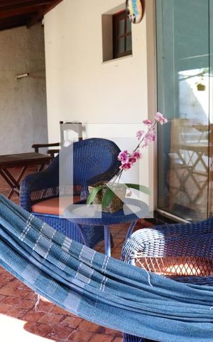 Casa à venda com 299m², 3 quartos e 4 vagas Casa à venda com 299m², 3 quartos e 4 vagasVaranda da Sala