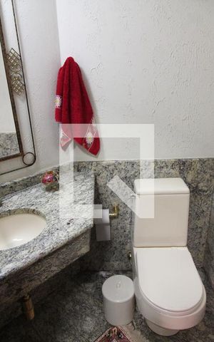 Apartamento à venda com 181m², 3 quartos e 4 vagasBanheiro