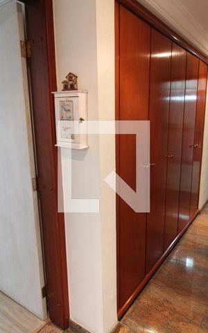 Apartamento à venda com 181m², 3 quartos e 4 vagasCorredor