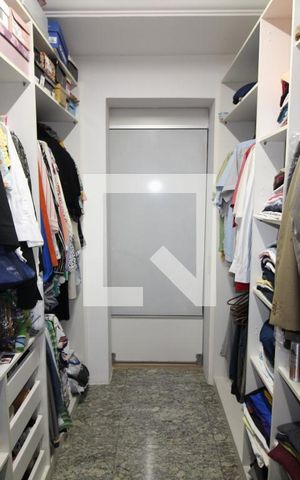 Apartamento à venda com 181m², 3 quartos e 4 vagasQuarto 1