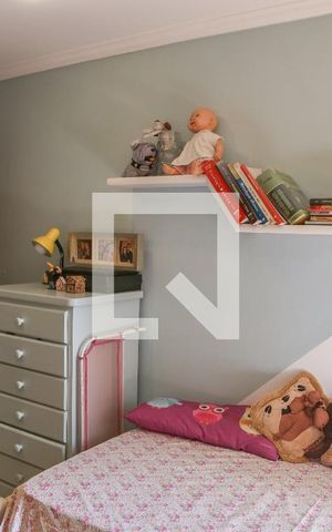 Casa de condomínio à venda com 168m², 4 quartos e 2 vagas Casa de condomínio à venda com 168m², 4 quartos e 2 vagasQuarto 3