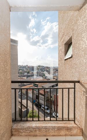 Apartamento à venda com 84m², 3 quartos e 1 vaga Apartamento à venda com 84m², 3 quartos e 1 vagaVaranda