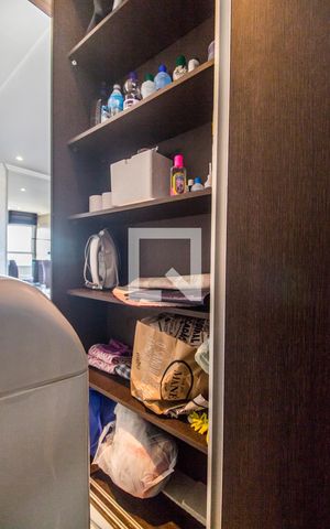 Apartamento para alugar com 42m², 1 quarto e 1 vaga Apartamento para alugar com 42m², 1 quarto e 1 vagaÁrea de Área de Serviço