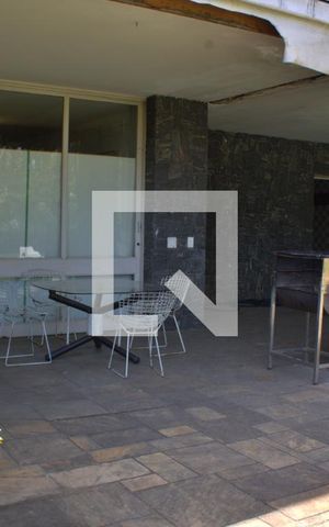 Casa à venda com 1500m², 5 quartos e NaN vagas Casa à venda com 1500m², 5 quartos e NaN vagasÁrea externa