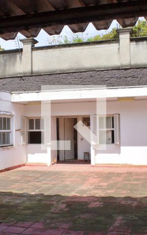 Casa à venda com 1500m², 5 quartos e NaN vagas Casa à venda com 1500m², 5 quartos e NaN vagasÁrea externa