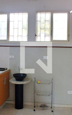 Casa à venda com 1500m², 5 quartos e NaN vagas Casa à venda com 1500m², 5 quartos e NaN vagasCozinha