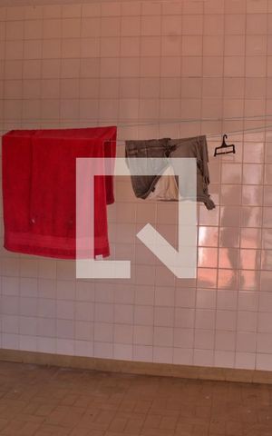 Casa à venda com 1500m², 5 quartos e NaN vagas Casa à venda com 1500m², 5 quartos e NaN vagasÁrea de Serviço