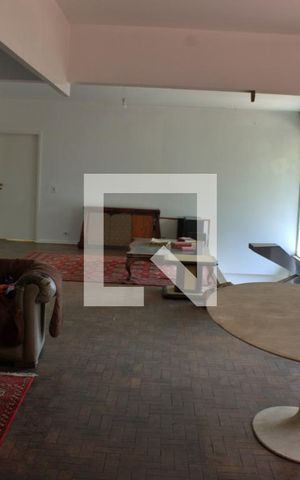 Casa à venda com 1500m², 5 quartos e NaN vagas Casa à venda com 1500m², 5 quartos e NaN vagasSala