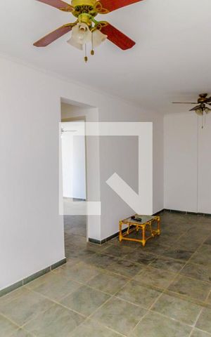 Apartamento para alugar com 80m², 2 quartos e 1 vagaSala