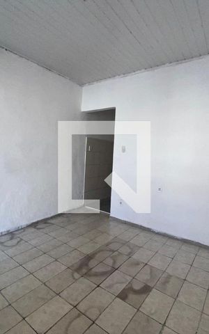 Casa à venda com 150m², 1 quarto e 1 vagaSala