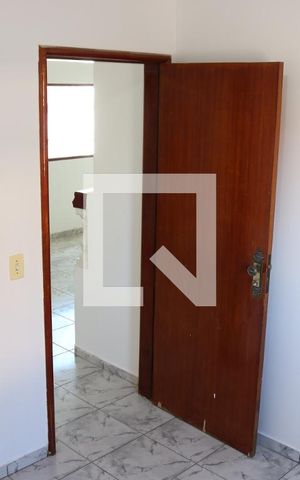 Casa à venda com 200m², 4 quartos e 2 vagasQuarto