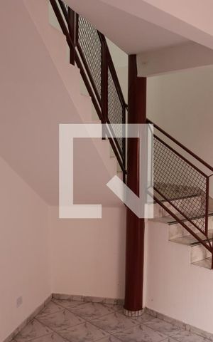 Casa à venda com 200m², 4 quartos e 2 vagasSala