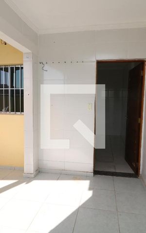 Casa para alugar com 100m², 2 quartos e 1 vagaÁrea de Serviço