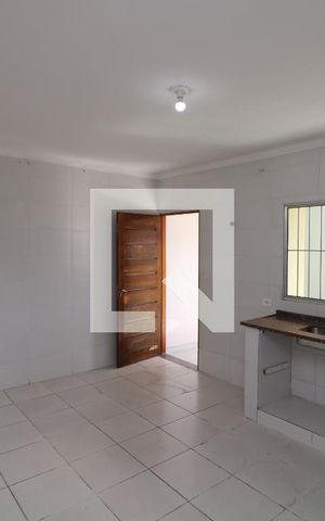 Casa para alugar com 100m², 2 quartos e 1 vagaCozinha