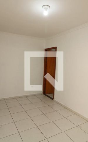 Casa para alugar com 100m², 2 quartos e 1 vagaSala