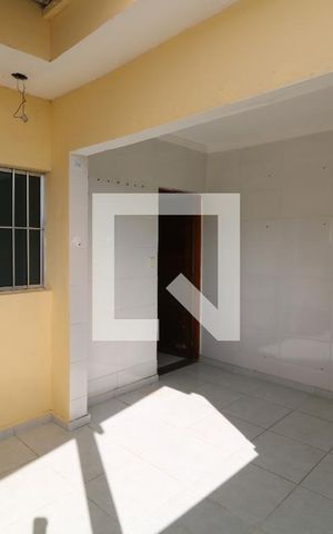 Casa para alugar com 100m², 2 quartos e 1 vagaÁrea de Serviço