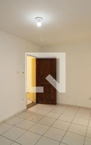 Casa para alugar com 100m², 2 quartos e 1 vagaSala