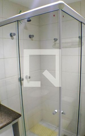 Apartamento para alugar com 85m², 2 quartos e 1 vaga Apartamento para alugar com 85m², 2 quartos e 1 vagaBanheiro social