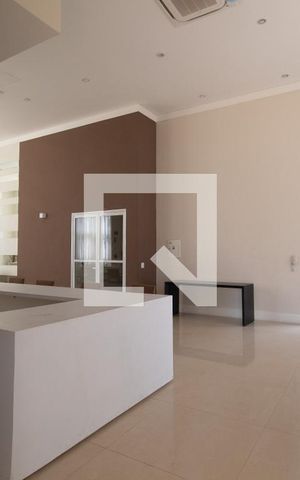 Apartamento à venda com 68m², 2 quartos e 1 vaga Apartamento à venda com 68m², 2 quartos e 1 vagaÁrea comum - Salão de festas