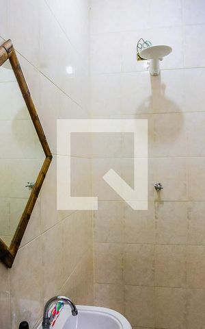 Casa à venda com 350m², 4 quartos e 3 vagas Casa à venda com 350m², 4 quartos e 3 vagasSuíte 3 - Banheiro