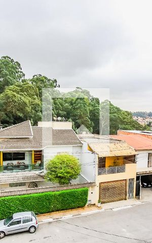 Casa à venda com 350m², 4 quartos e 3 vagas Casa à venda com 350m², 4 quartos e 3 vagasSuíte 2 - Vista