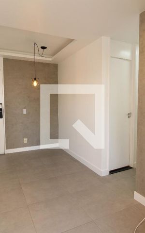 Apartamento à venda com 48m², 2 quartos e 1 vagaSala