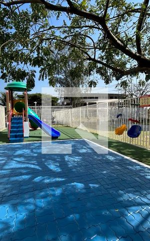 Apartamento à venda com 48m², 2 quartos e 1 vaga Apartamento à venda com 48m², 2 quartos e 1 vagaÁrea comum - Playground