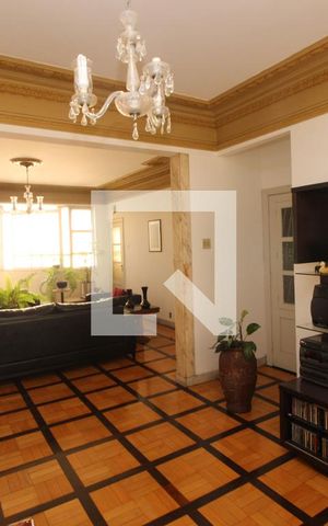 Apartamento à venda com 290m², 5 quartos e 1 vagaSala 