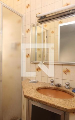 Apartamento à venda com 290m², 5 quartos e 1 vagaBanheiro 