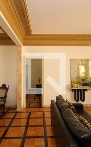 Apartamento à venda com 290m², 5 quartos e 1 vagaSala 