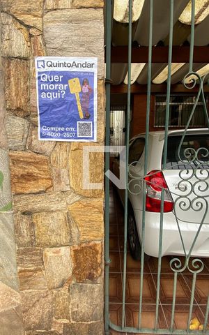 Casa à venda com 165m², 3 quartos e 2 vagas